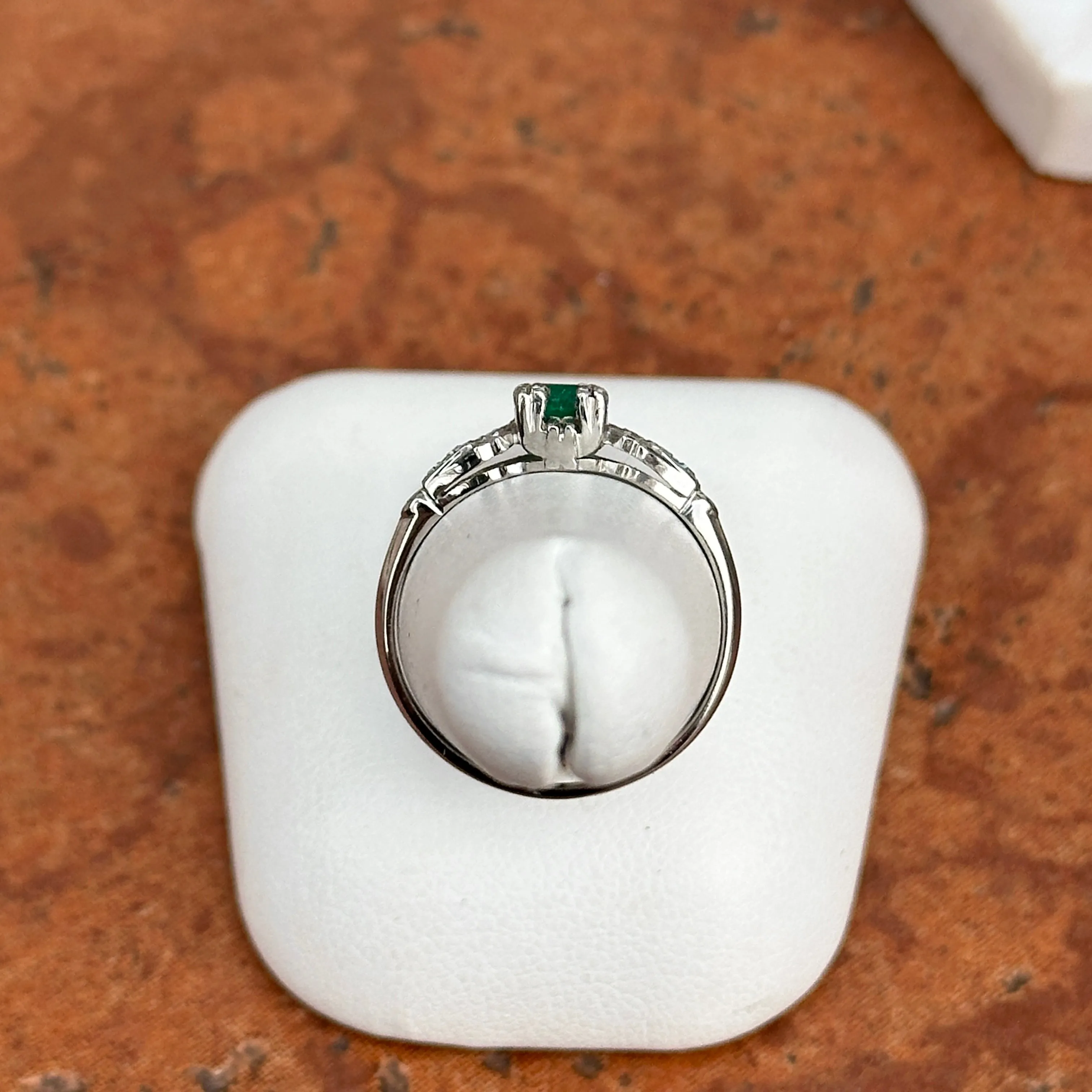 Vintage 18K White Gold Emerald   Diamond Ring